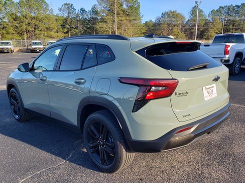 New 2026 Chevrolet Trax ACTIV image 3