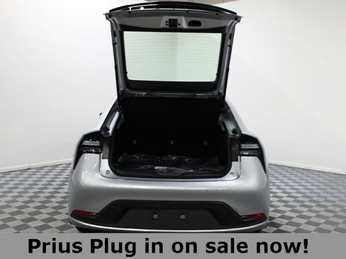 New 2026 Toyota Prius Plug-In Hybrid image 7