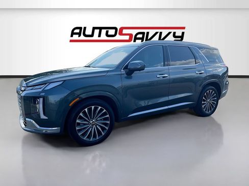 Used 2023 Hyundai Palisade Calligraphy w/ Cargo Package AWD/4WD image 3