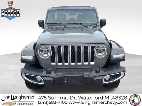 Used 2022 Jeep Wrangler Unlimited Sahara w/ LED Lighting Group AWD/4WD image 9