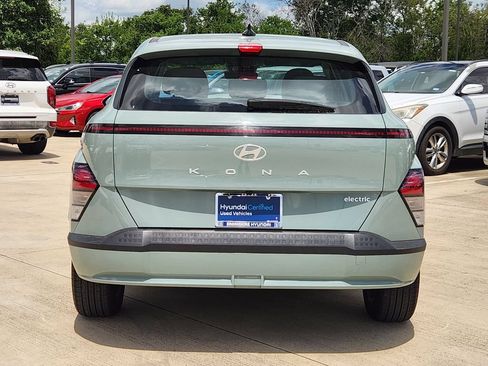 Used 2024 Hyundai Kona SE FWD image 8