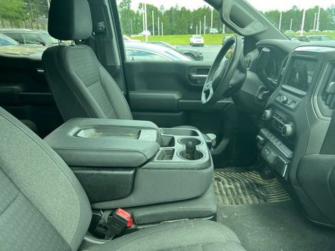 Used 2023 Chevrolet Silverado 1500 Custom AWD/4WD image 17