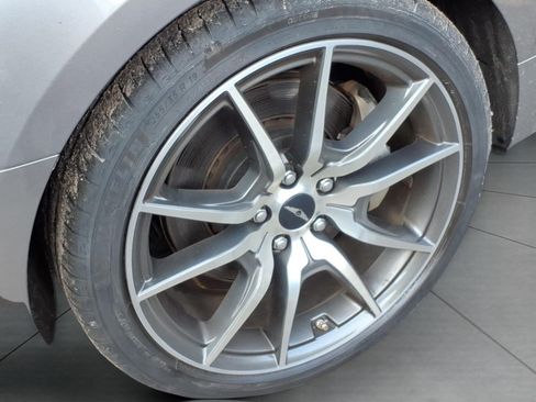 Used 2025 Genesis G70 2.5T AWD/4WD image 5