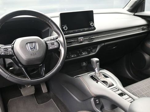 Used 2025 Honda HR-V Sport image 26