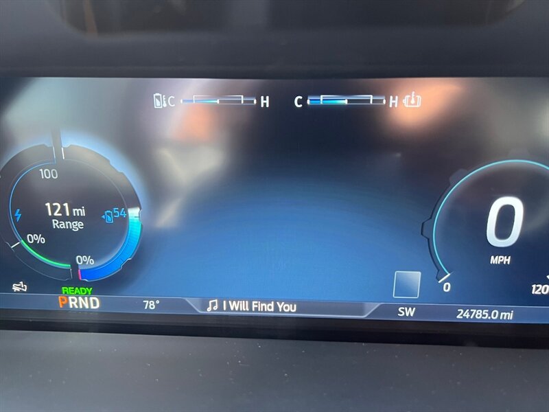Used 2023 Ford F150 Lightning Platinum AWD/4WD image 40