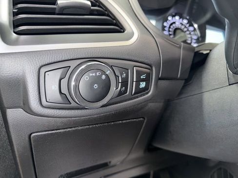 Used 2024 Ford Edge SEL w/ Convenience Package image 14