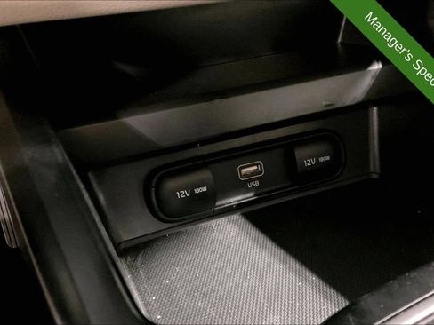 Used 2025 Kia Soul LX w/ LX Technology Package FWD image 28