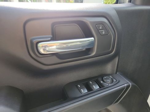 Certified 2025 Chevrolet Silverado 1500 Custom w/ Turbomax Blackout Package RWD image 23