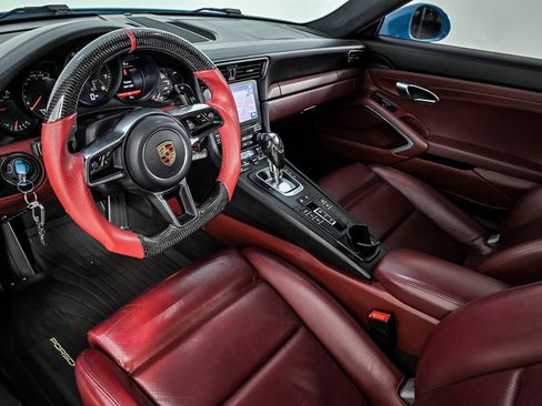 Used 2018 Porsche 911 Carrera image 12