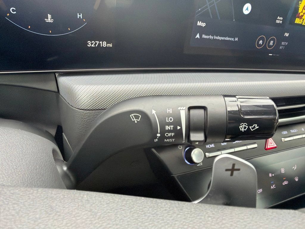 Used 2025 Hyundai Sonata SEL FWD image 22