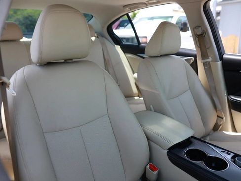 Used 2014 INFINITI Q50 Premium w/ Spare Tire Package RWD image 39