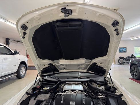 Used 2018 Mercedes-Benz AMG GT Roadster w/ Lane Tracking Package image 22