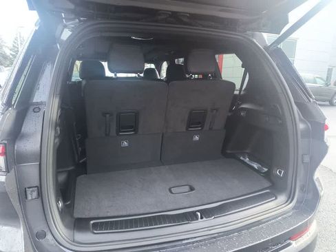 New 2025 Jeep Grand Cherokee L Limited w/ Trailer Tow Package image 25