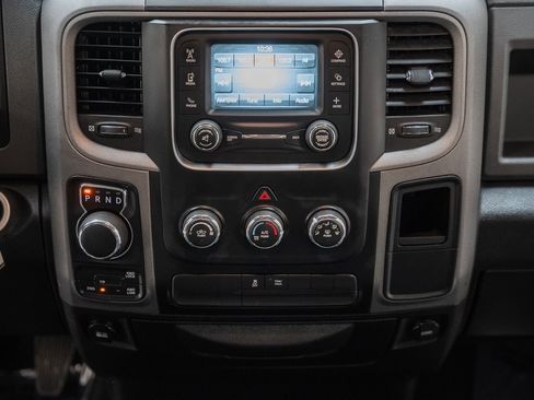 Used 2015 RAM 1500 Express image 27