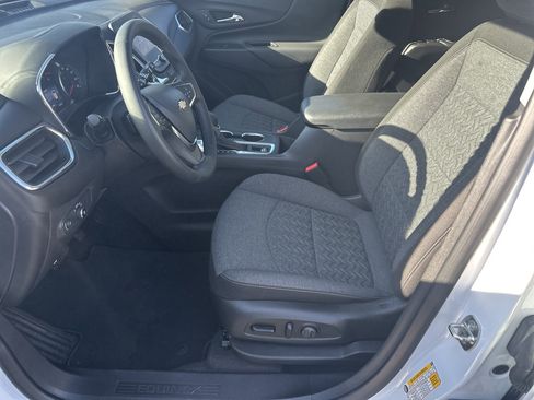 Certified 2023 Chevrolet Equinox LT image 9