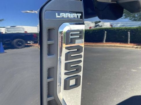 Used 2023 Ford F250 Lariat w/ Lariat Ultimate Package AWD/4WD image 35