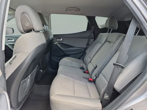 Used 2018 Hyundai Santa Fe Sport FWD image 17