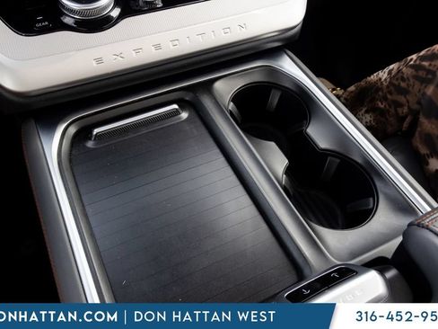 Used 2025 Ford Expedition Max Active AWD/4WD image 10