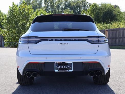 Certified 2026 Porsche Macan AWD/4WD image 7