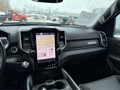 Used 2023 RAM 1500 Laramie image 9