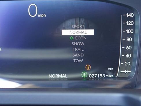 Used 2024 Honda Pilot Elite image 48