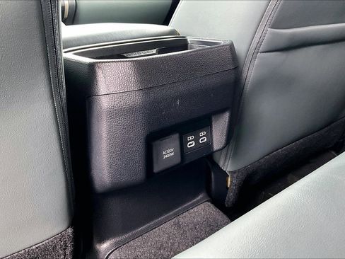 Used 2025 Toyota Tacoma 4x4 Double Cab Hybrid image 34