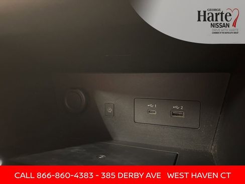 Certified 2023 Nissan Pathfinder SL image 12