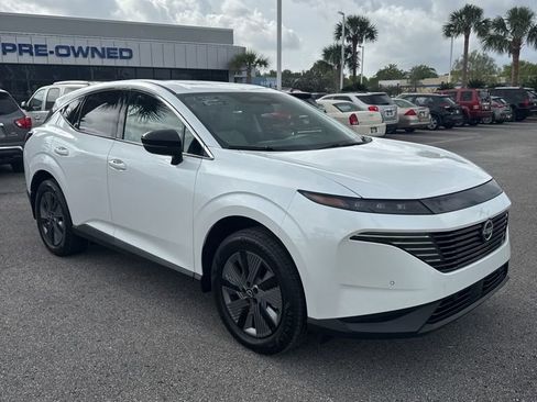 Used 2025 Nissan Murano SL w/ Cargo Package image 3