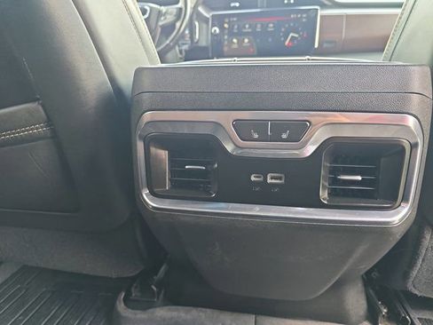 Used 2024 GMC Sierra 2500 Denali Ultimate image 23