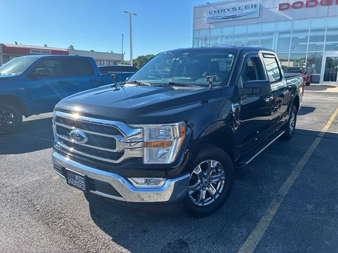 Used 2022 Ford F150 XLT w/ Equipment Group 301A Mid RWD image 3