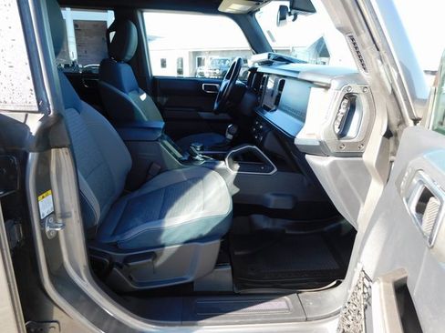 Used 2022 Ford Bronco Outer Banks image 17