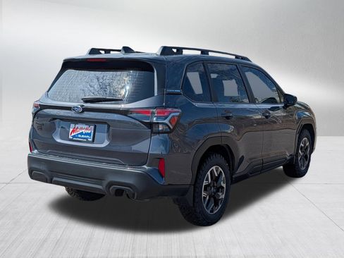 Used 2025 Subaru Forester AWD/4WD image 7