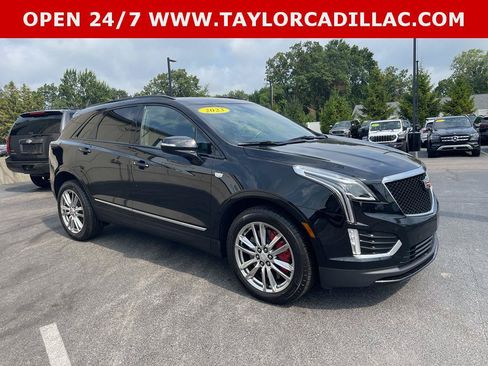 Used 2023 Cadillac XT5 Sportv w/ LPO, Floor Liner Package AWD/4WD image 5