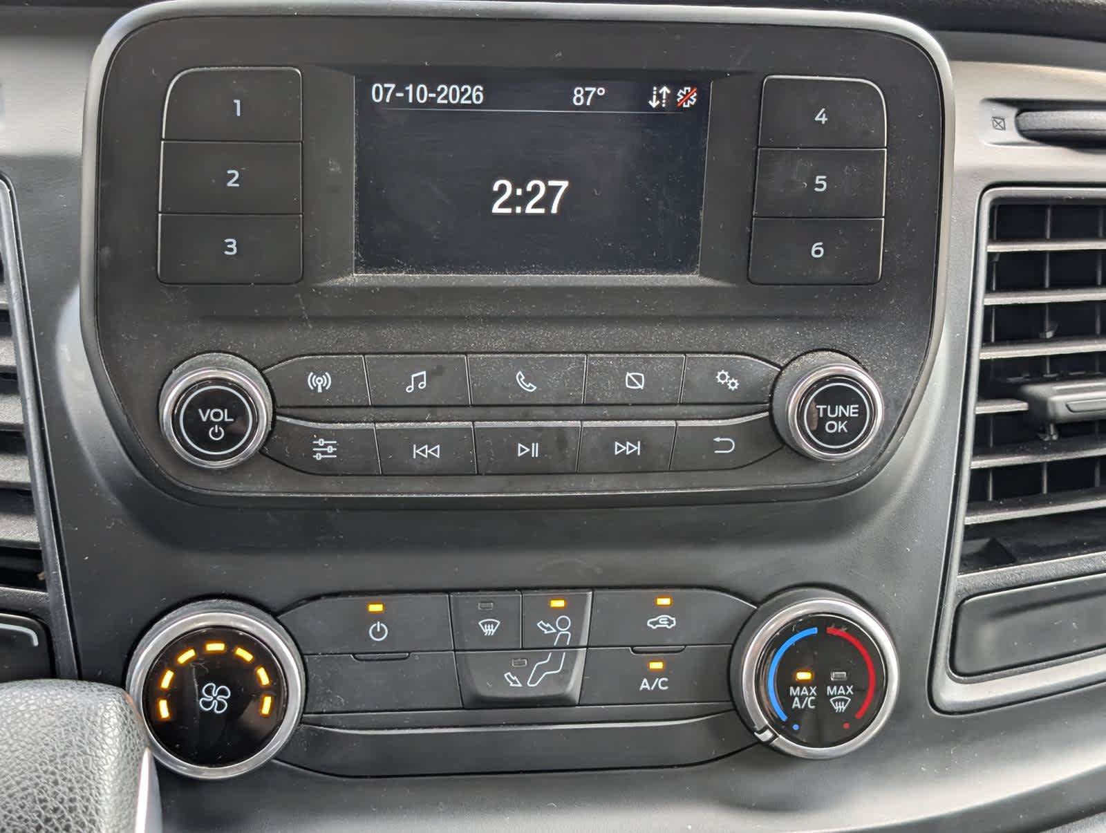 Used 2024 Ford Transit 250 148 Medium Roof Extended AWD image 32
