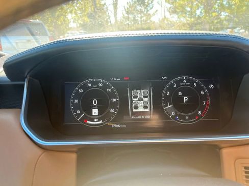 Used 2018 Land Rover Range Rover Sport HSE Dynamic image 21