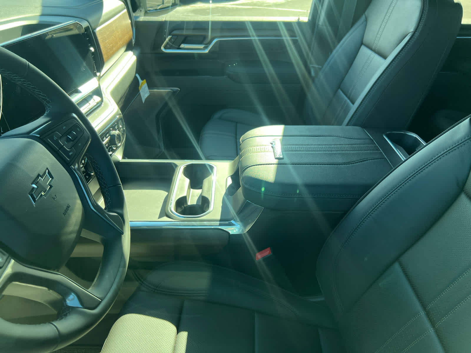 New 2026 Chevrolet Silverado 2500 High Country w/ Midnight Edition AWD/4WD image 10