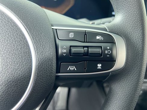 New 2026 Kia K5 LXS image 18