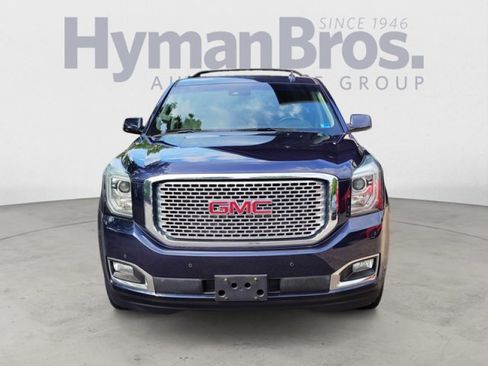 Used 2017 GMC Yukon XL Denali w/ Open Road Package AWD/4WD image 8