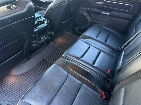 Used 2024 RAM 1500 Laramie AWD/4WD image 4