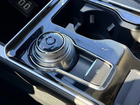 Used 2020 Ford Edge SEL w/ Cargo Accessory Package image 18