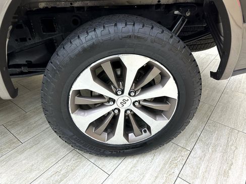 Used 2018 Ford F150 King Ranch w/ Equipment Group 601A Luxury image 42