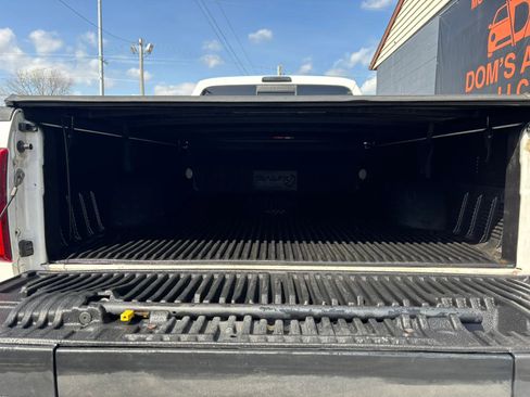 Used 2010 Ford F350 Lariat image 5