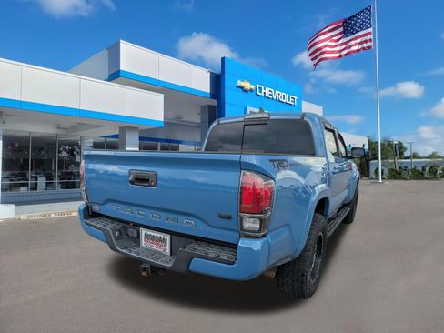 Used 2019 Toyota Tacoma TRD Sport RWD image 3