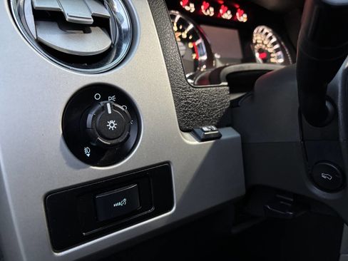 Used 2014 Ford F150 FX4 w/ Equipment Group 402A Luxury image 25