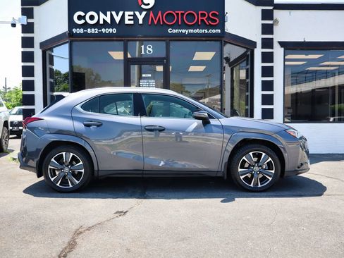 Used 2023 Lexus UX 250h AWD w/ Premium Package image 5