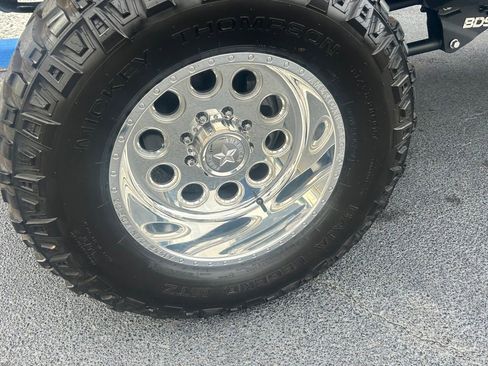 Used 2025 Ford F350 XLT w/ FX4 Off-Road Package image 14