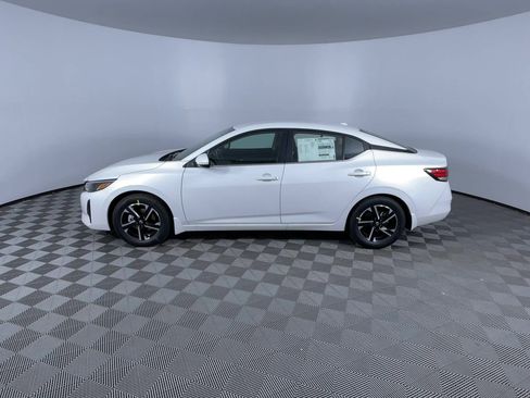 New 2025 Nissan Sentra SV image 5