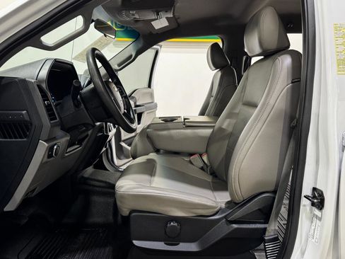 Used 2019 Ford F550 4x4 Crew Cab Super Duty w/ Power Equipment Group image 12