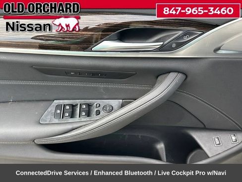 Used 2022 BMW 530e xDrive AWD/4WD image 10