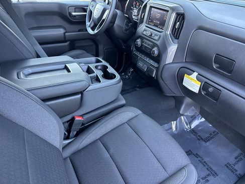 New 2026 Chevrolet Silverado 1500 Custom Trail Boss w/ LPO, Dark Essentials Package AWD/4WD image 35